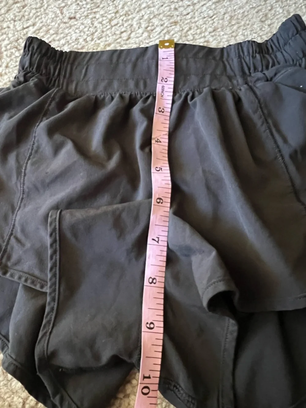 Lululemon Hotty Hot Short *High-Rise 2.5" *Black Sz 0 - Picture 9 of 9